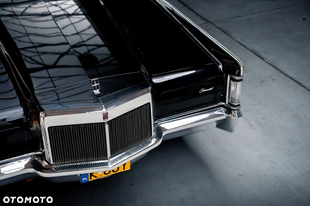 Lincoln Continental - 18
