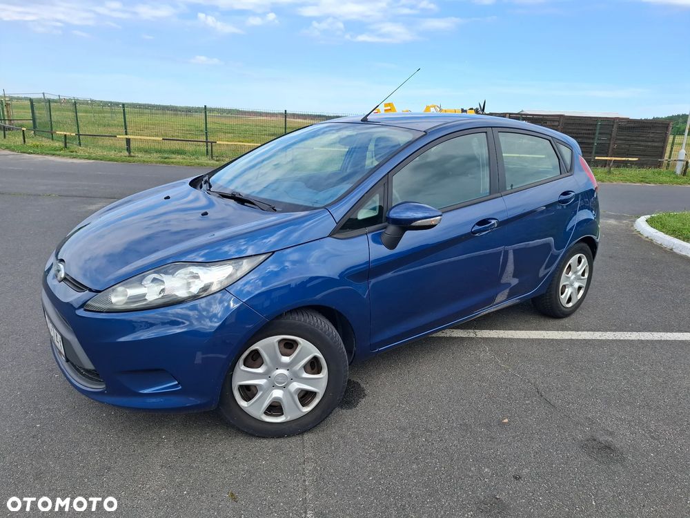 Ford Fiesta 1.25 Trend - 32