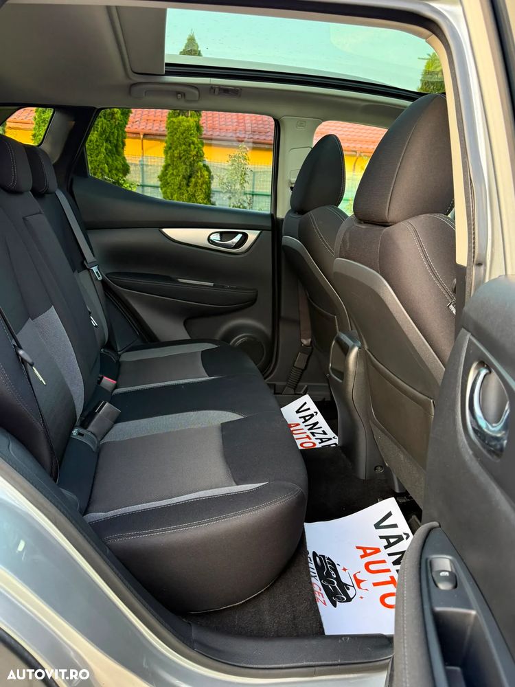 Nissan Qashqai 1.5 DCI Start/Stop N-Connecta - 9