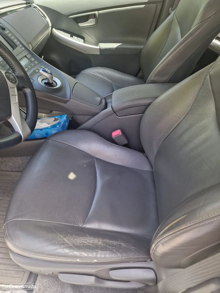 Toyota Prius 1.8 Premium +Pele+GPS+Solar - 9