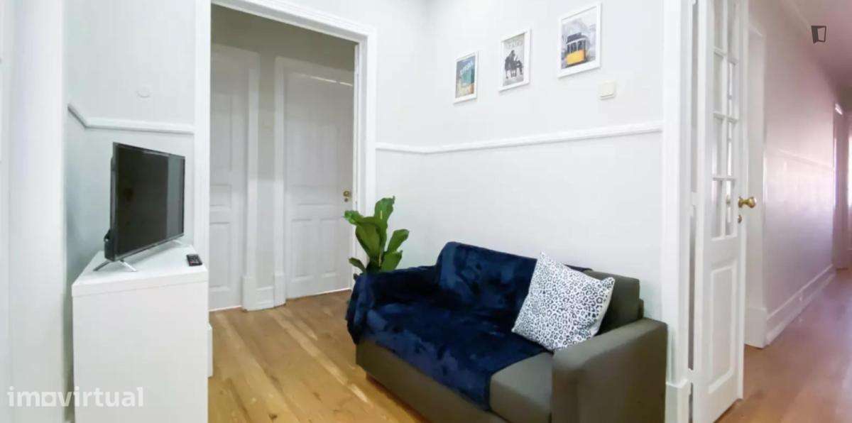 Quarto - localizado em Marquês de Pombal Lisbon - Grande imagem: 4/9