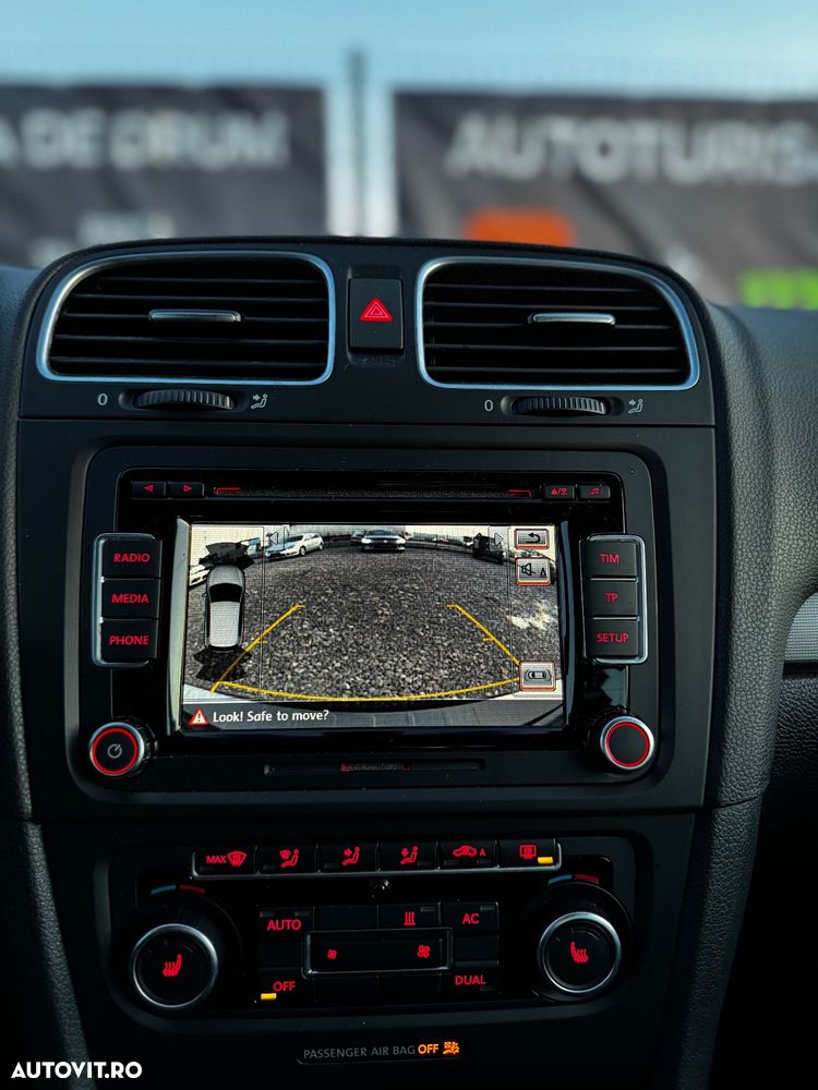 Volkswagen Golf 1.6 TDI DPF BlueMotion Technology Comfortline - 17