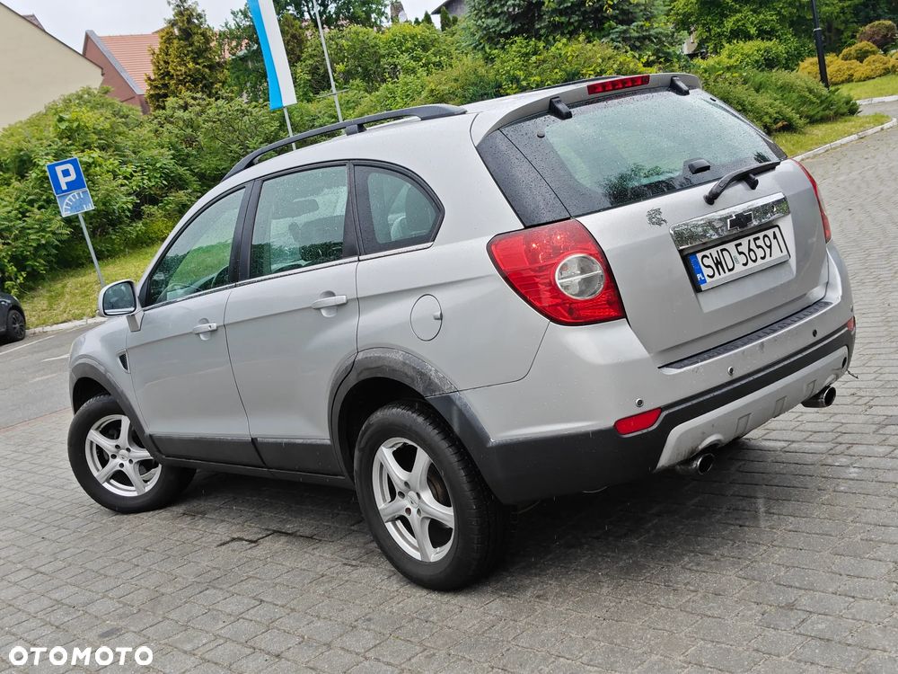 Chevrolet Captiva 2.0 4WD 5 Sitzer LS - 6