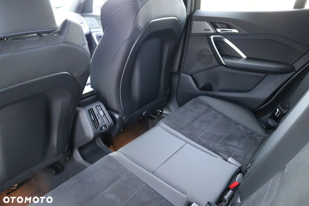 BMW X2 xDrive20d mHEV - 19