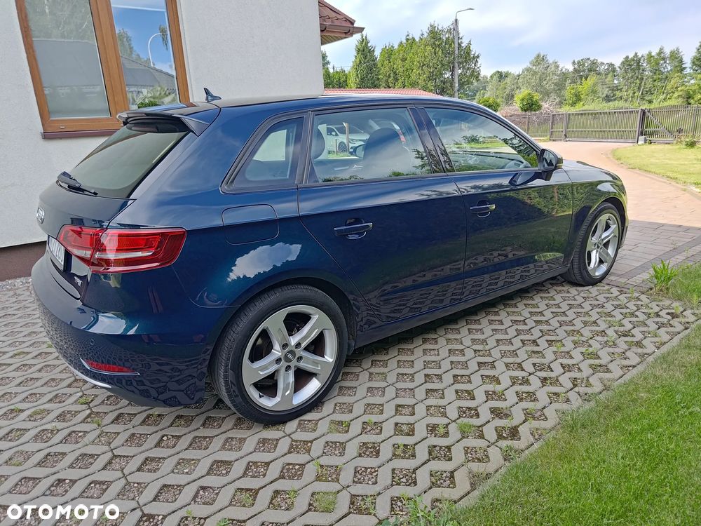 Audi A3 Sportback - 5