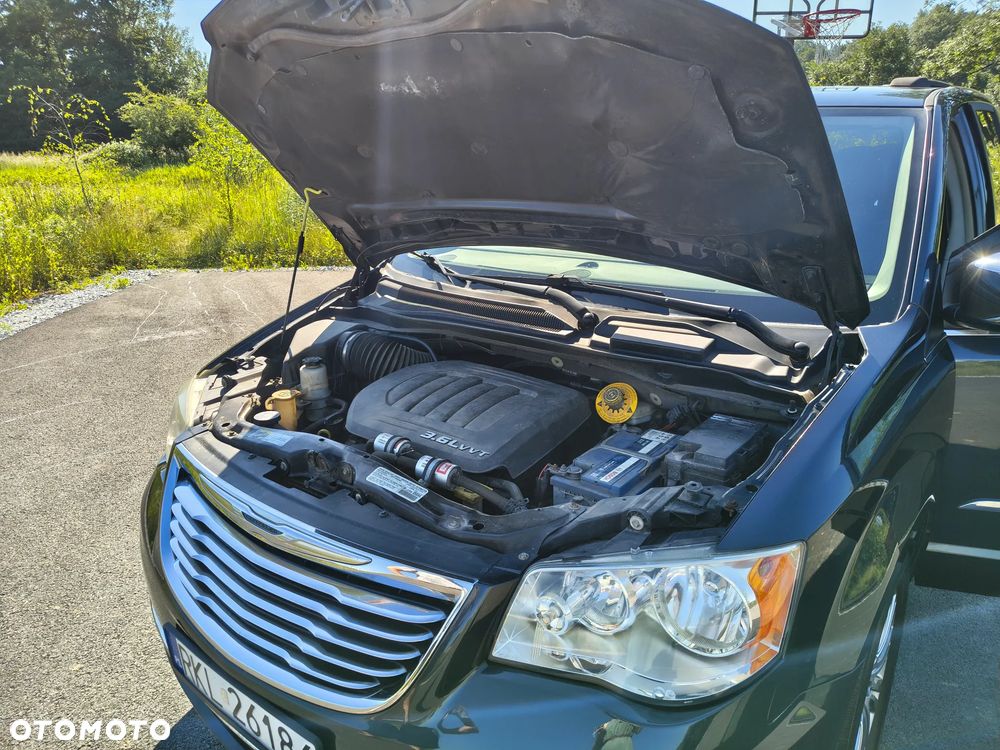 Chrysler Town & Country 3.6 Limited - 2
