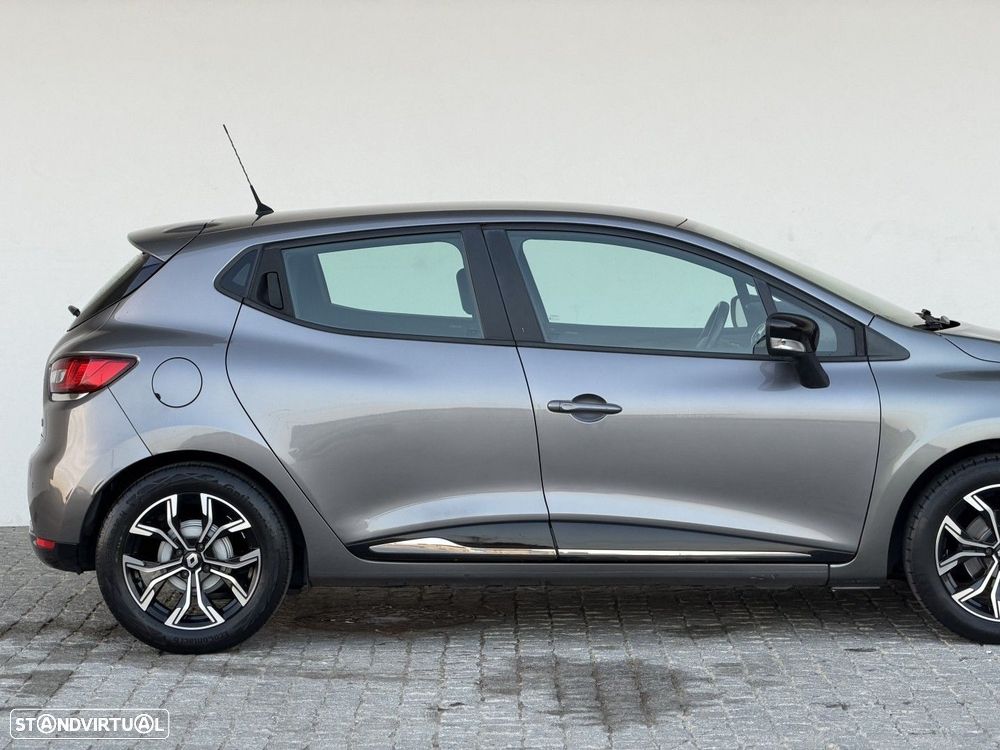 Renault Clio 1.5 dCi Dynamique S - 14