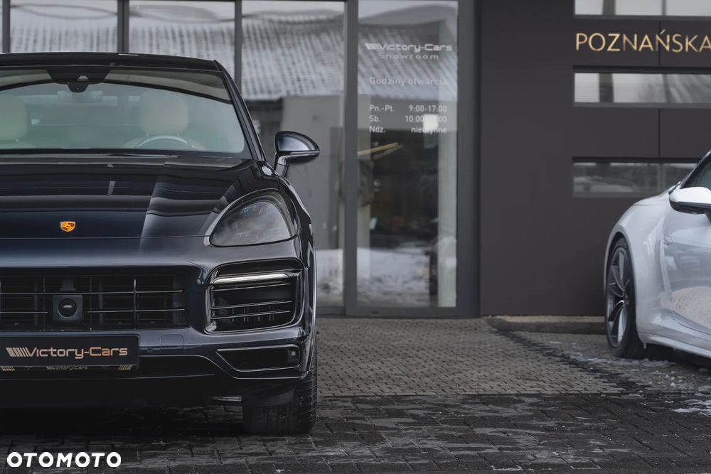 Porsche Cayenne Platinum Edition - 9