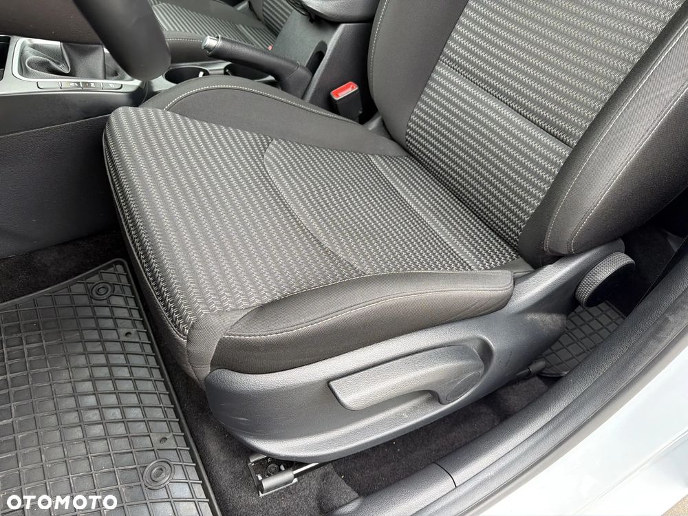 Kia Ceed 1.5 T-GDI M - 13