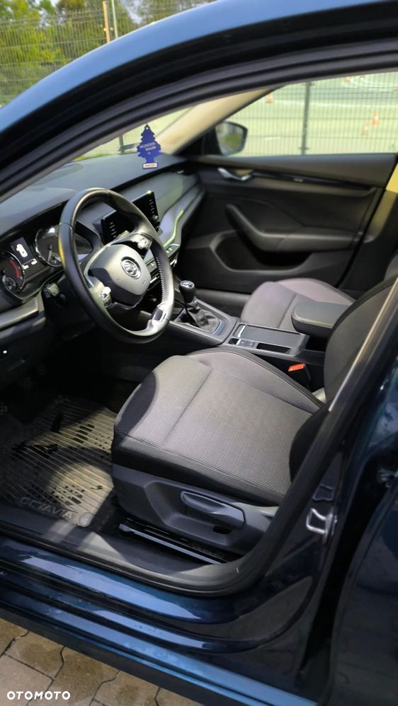 Skoda Octavia 1.5 TSI ACT Ambition - 3