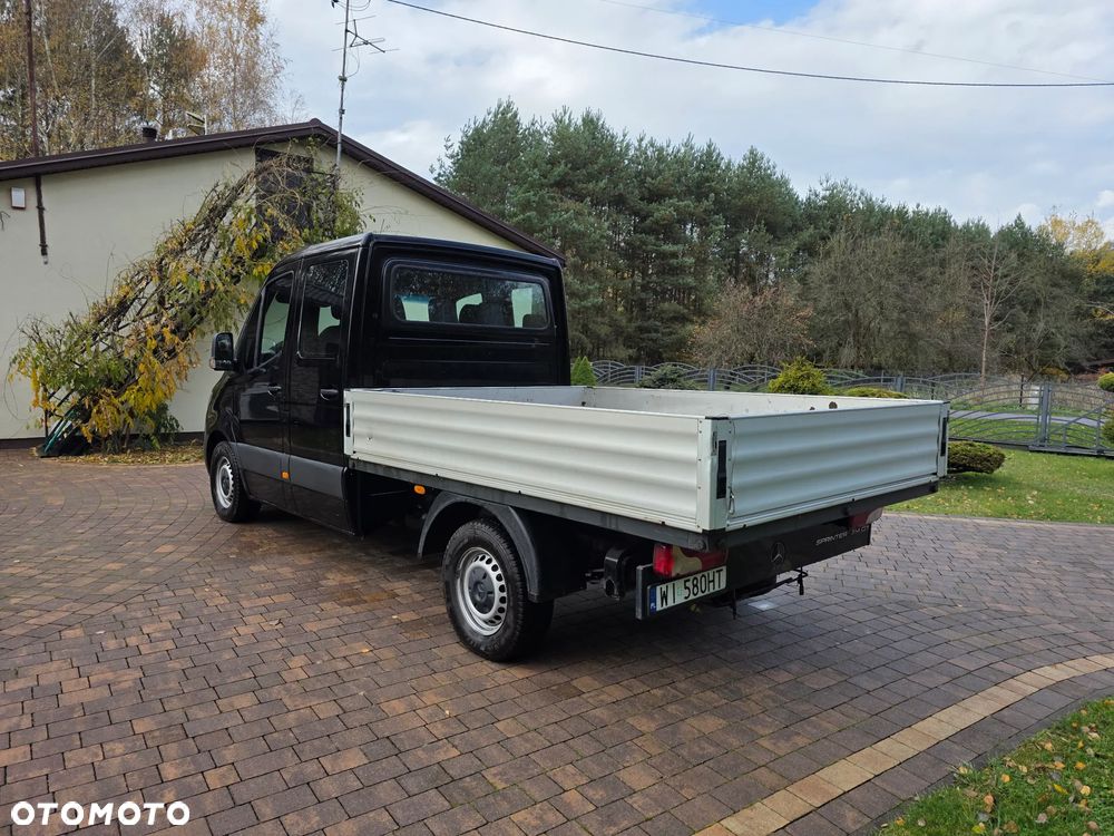 Mercedes-Benz Sprinter - 4