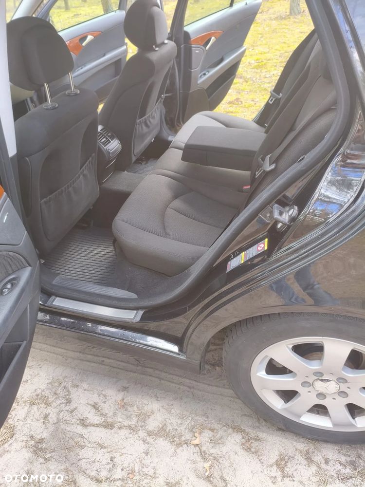 Mercedes-Benz Klasa E 220 CDI Classic - 17