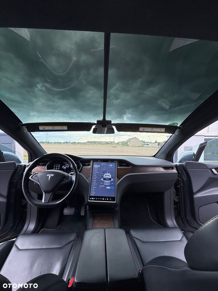 Tesla Model X Long Range Plus - 15