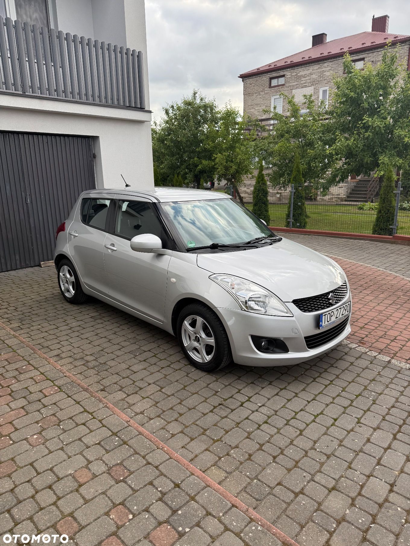 Suzuki Swift - 1