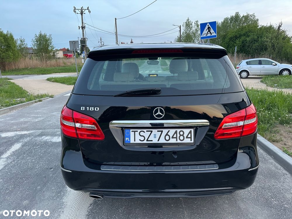 Mercedes-Benz Klasa B 180 BlueEFFICIENCY Edition Style - 18