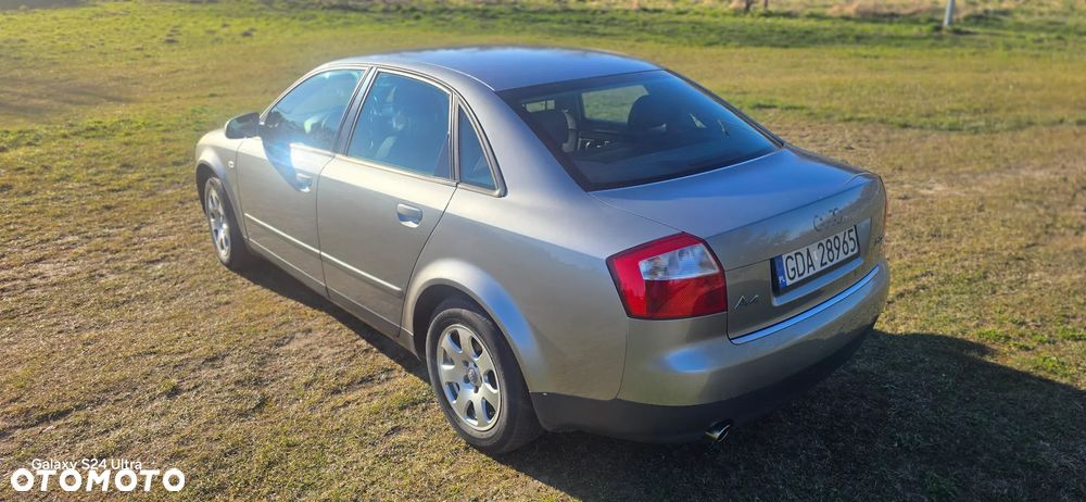 Audi A4 Limousine - 6