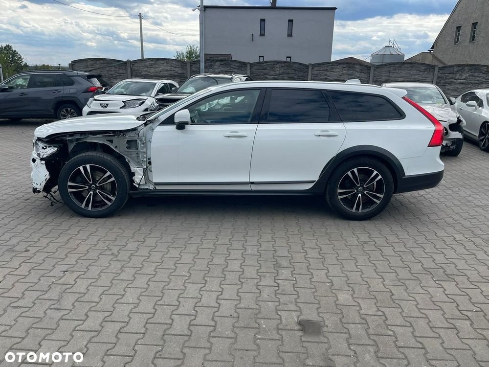 Volvo V90 Cross Country D4 AWD - 7