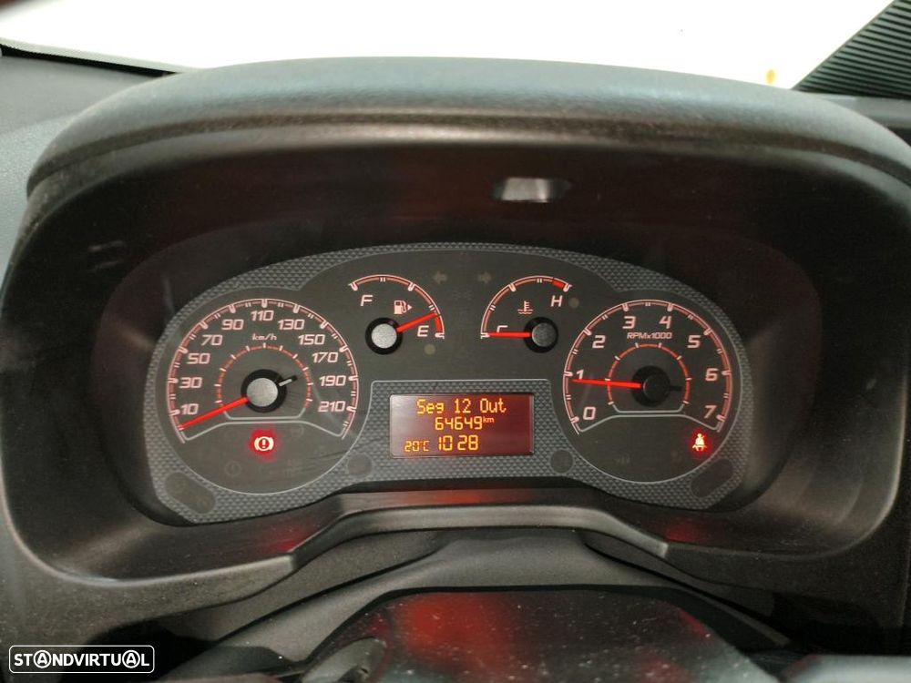 Fiat FIORINO (225) 1.3 M-jet Adventure - 6