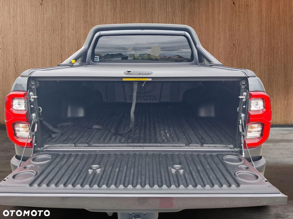 Toyota Hilux 2.8 D-4D Double Cab Invincible 4x4 - 14