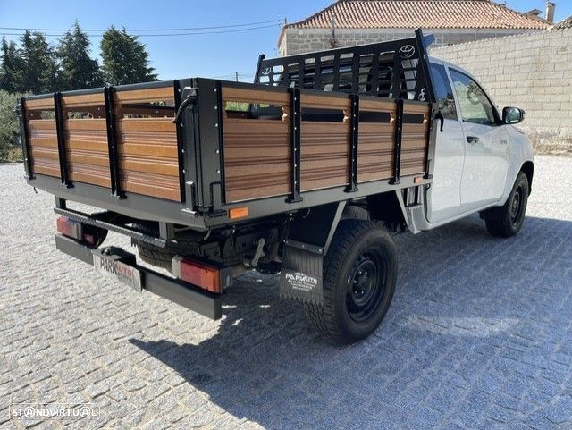 Toyota Hilux - 9