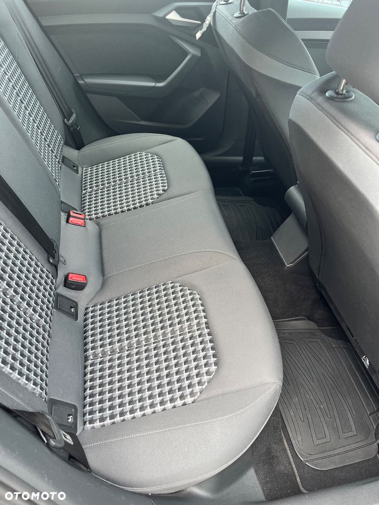 Audi A1 Allstreet 25 TFSI - 12