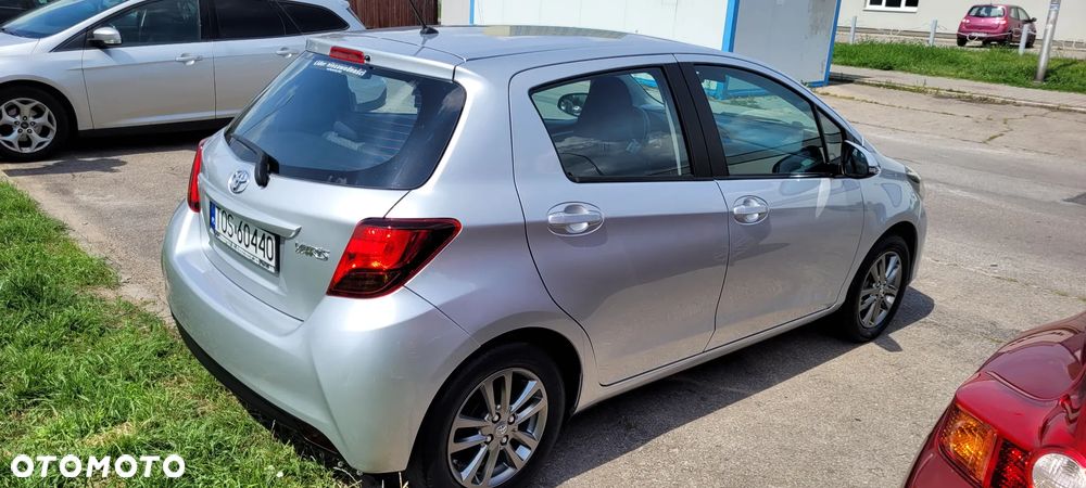 Toyota Yaris 1.33 Premium - 7