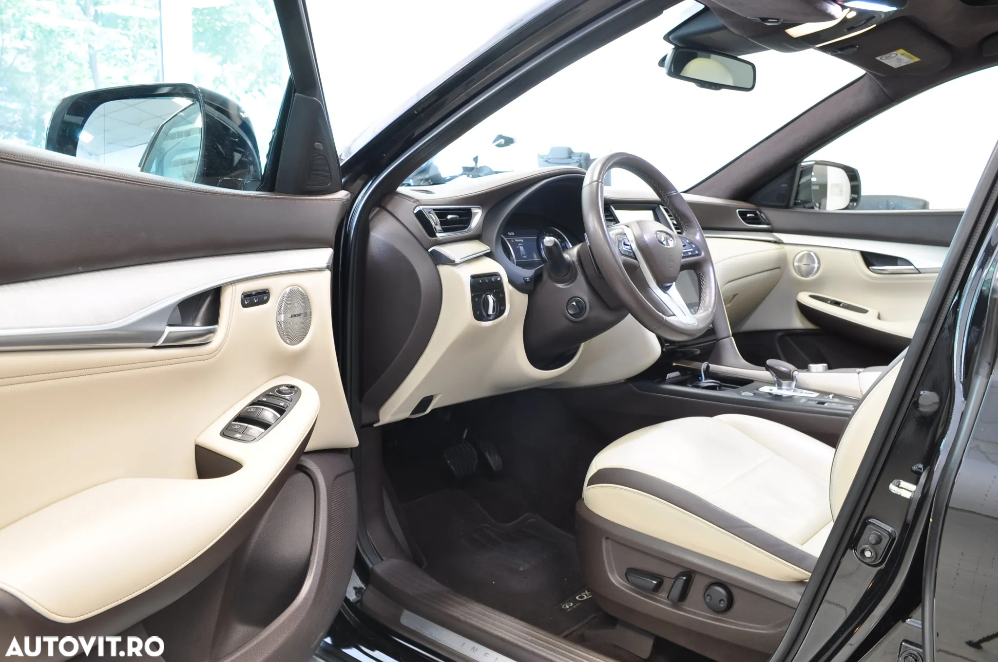 Infiniti QX50 - 8