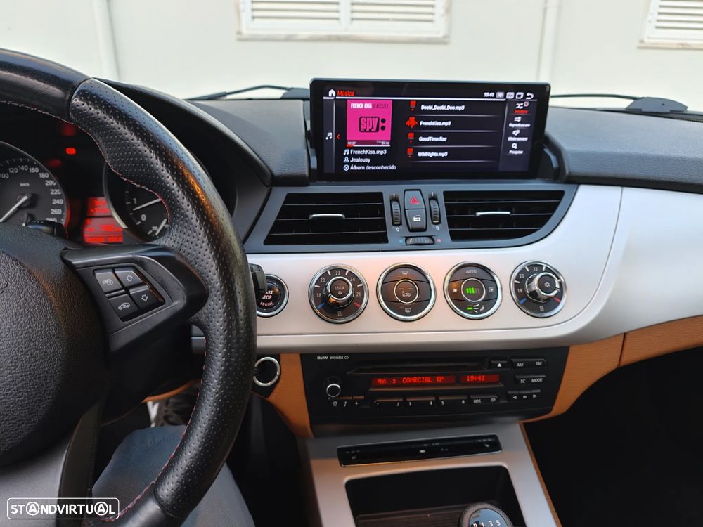 BMW Z4 sDrive23i - 18