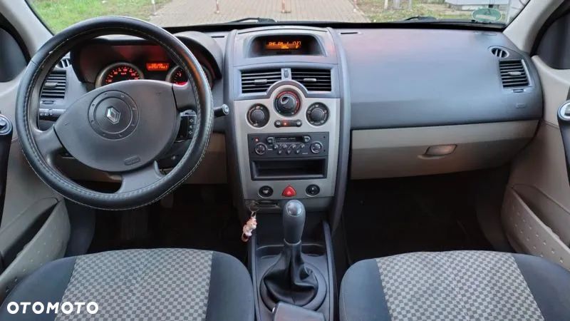 Renault Megane - 10