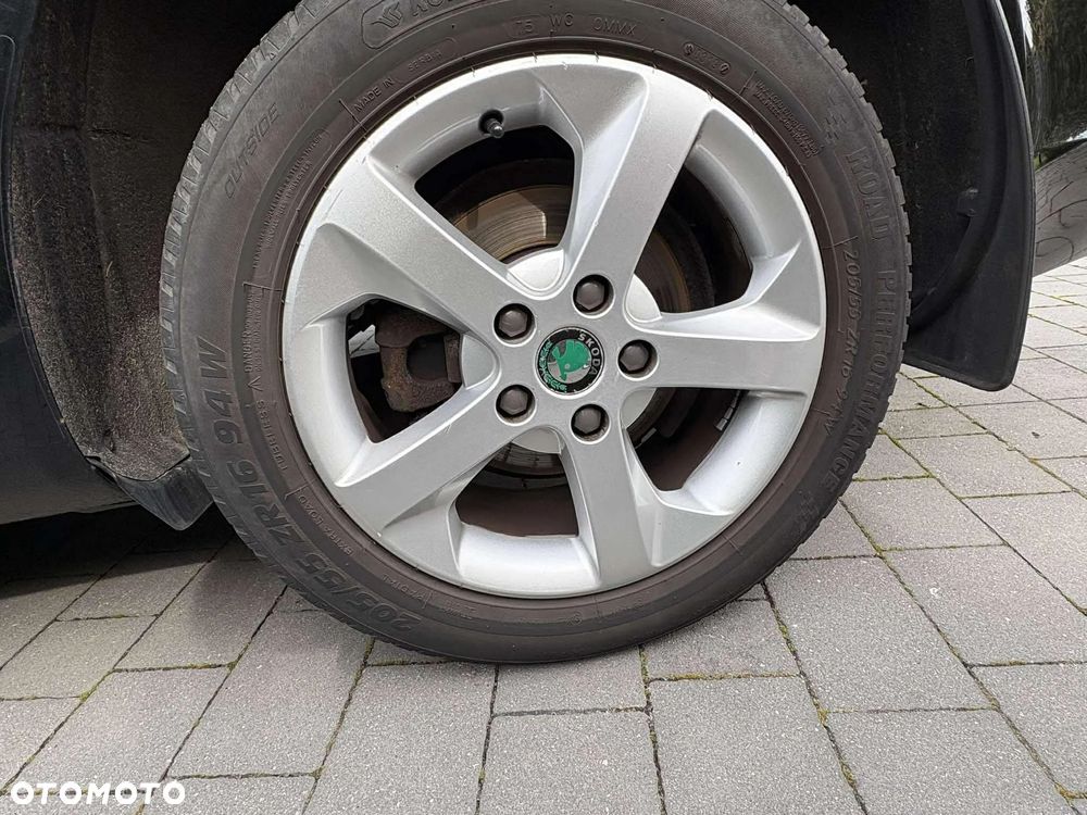 Skoda Octavia 2.0 TDI DPF Elegance - 13