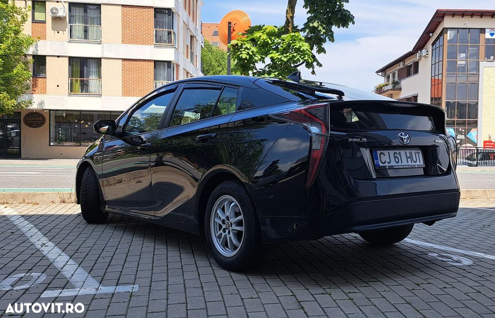 Toyota Prius Hybrid Comfort - 24