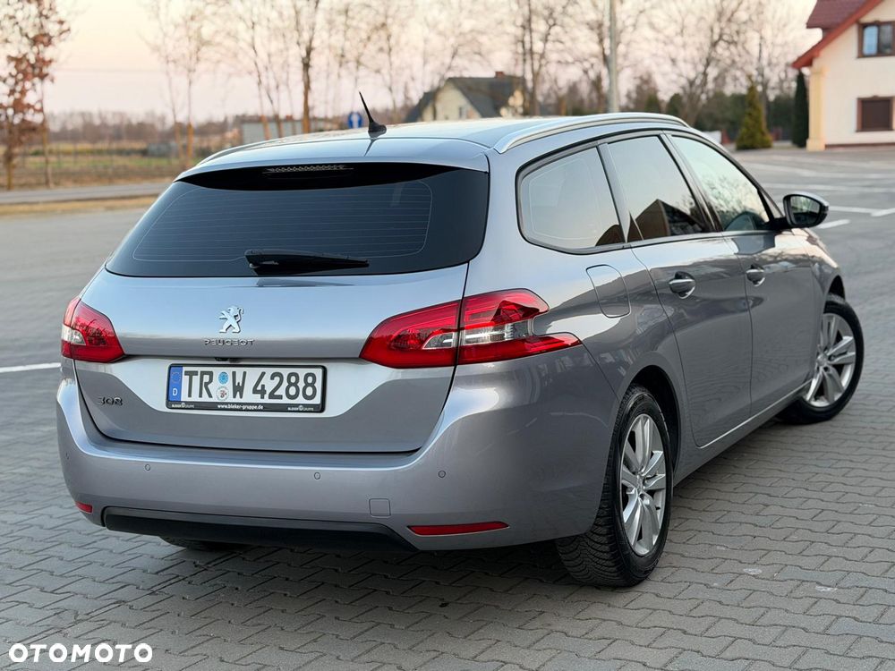 Peugeot 308 BlueHDi 130 EAT8 Stop & Start Allure - 20