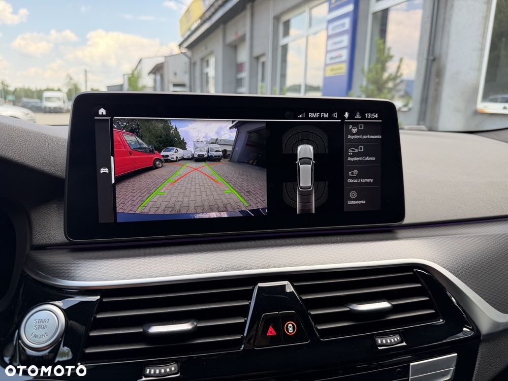 BMW Seria 5 520d xDrive M Sport Edition - 16