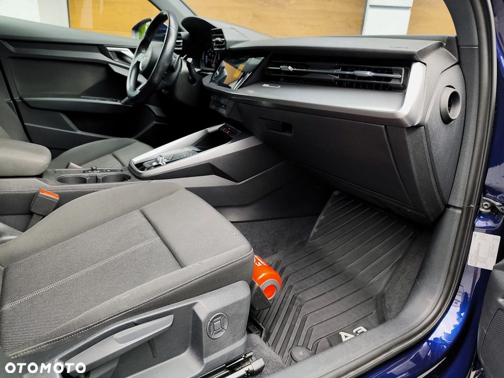 Audi A3 Sportback 30 TDI Advanced S tronic - 12