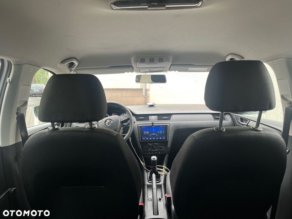 Skoda RAPID 1.6 TDI DPF Style - 9