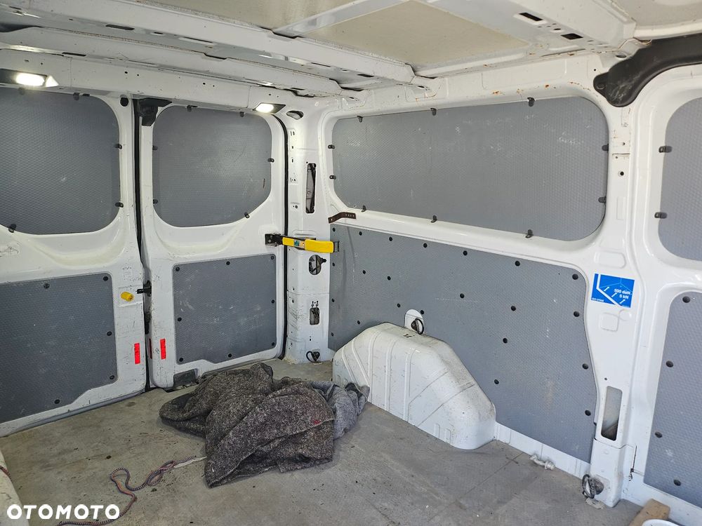 Ford Transit custom - 9