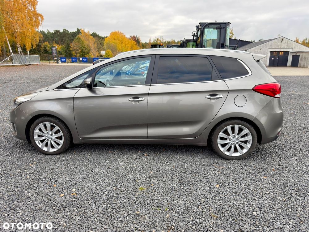 Kia Carens 1.7 CRDi XL 7os - 18
