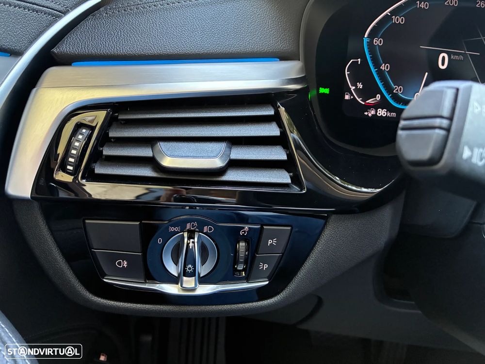 BMW 530 e Aut. Luxury Line - 30