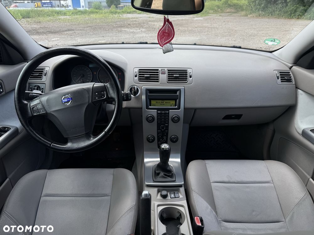 Volvo V50 - 3