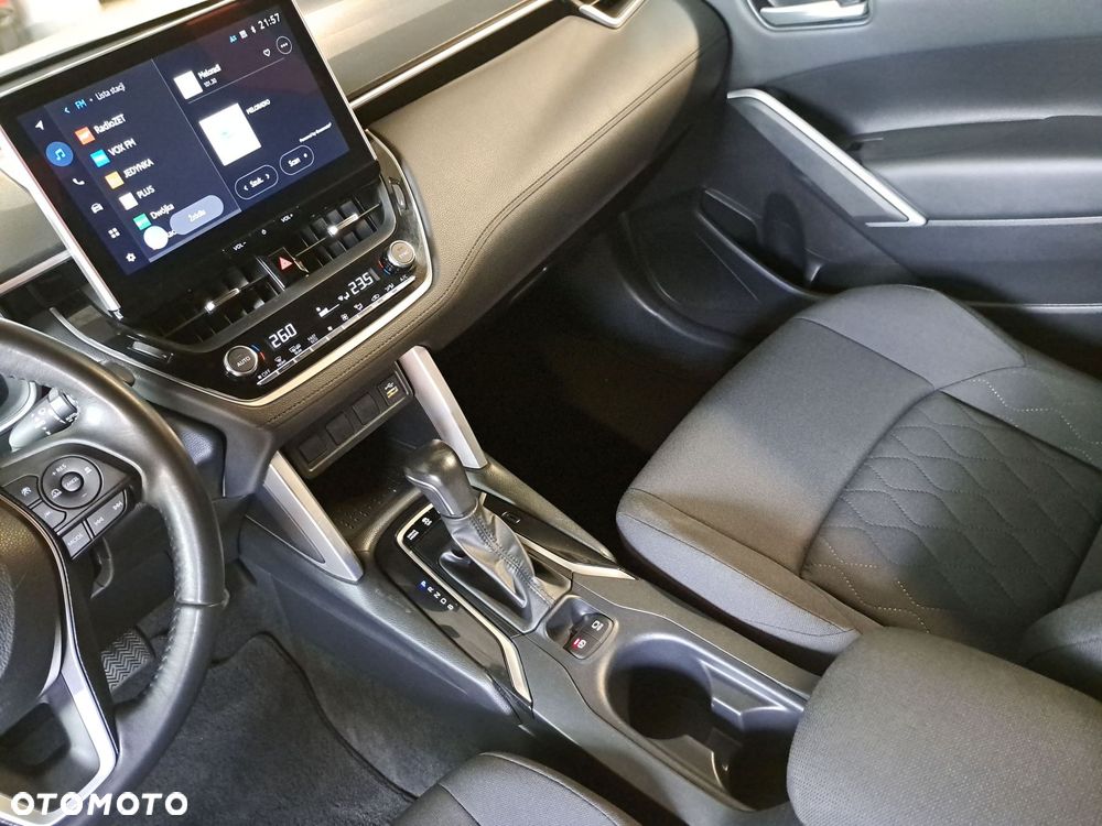 Toyota Corolla Cross - 28