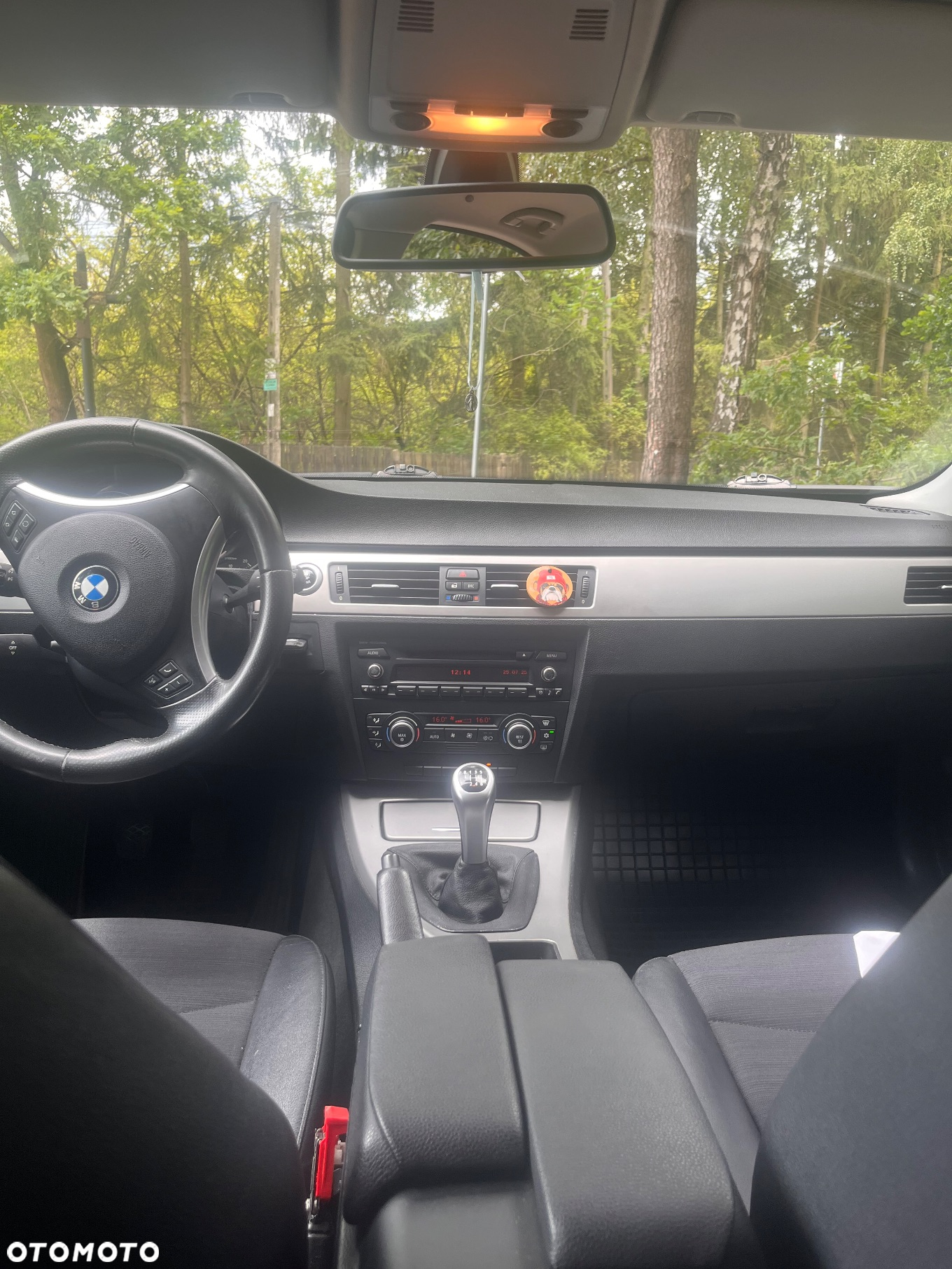 BMW Seria 3 320i - 12