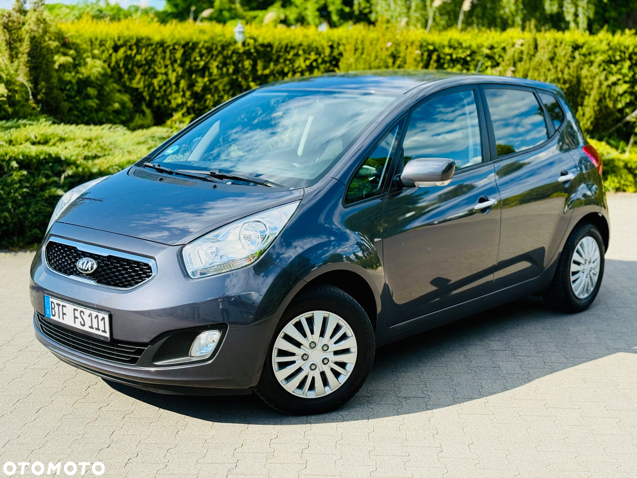 Kia Venga 1.6 CVVT Titanium Collection - 24