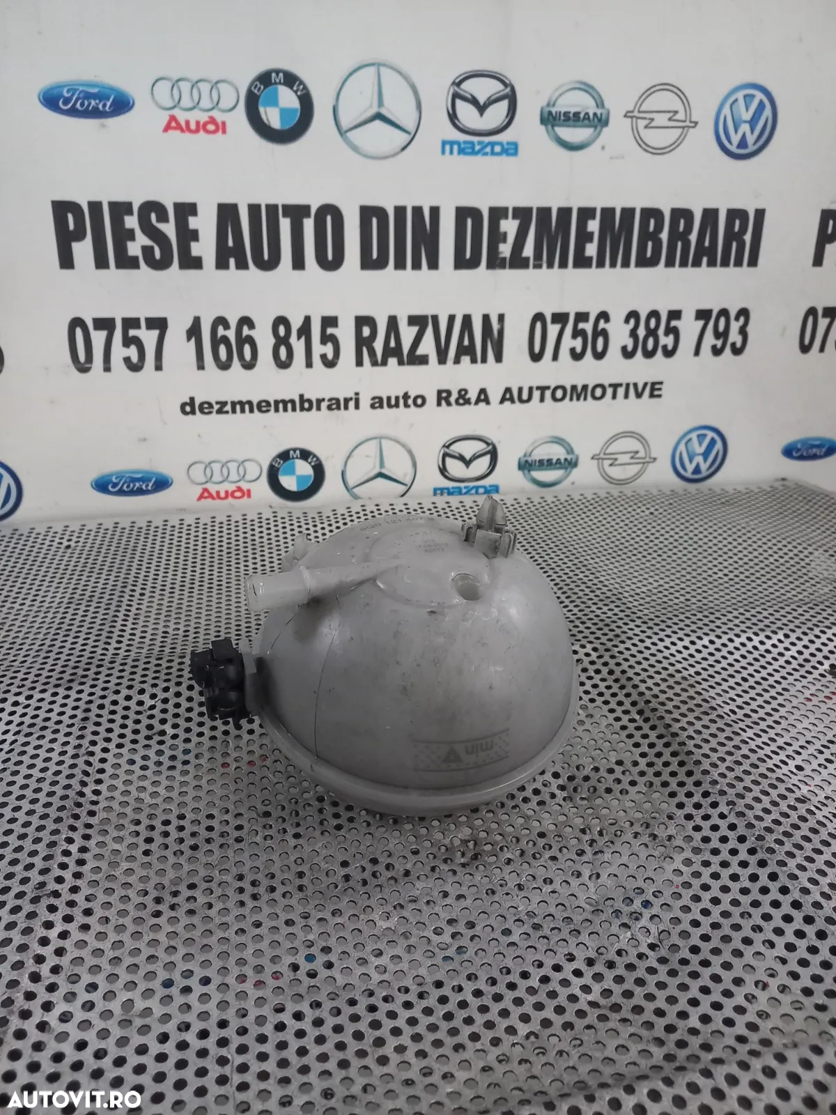 Vas Expansiune Apa Antigel Vw T-Roc Golf 7 Seat Cod 5QS Dezmembrez Vw T-Roc - Dezmembrari Arad - 5
