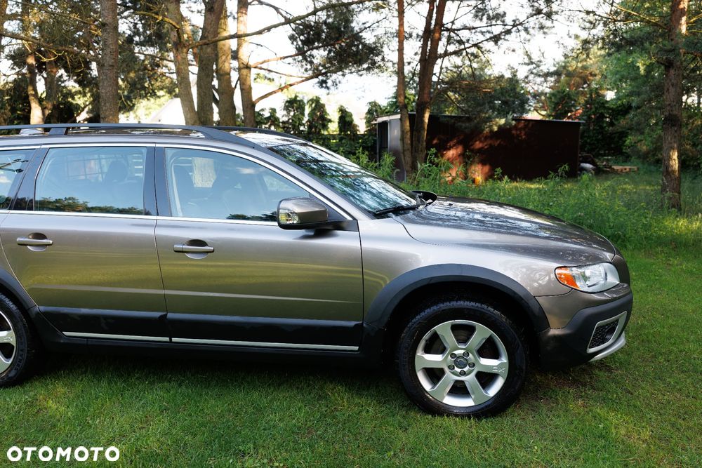 Volvo XC 70 2.4D AWD Momentum - 14