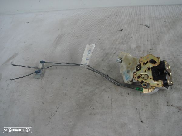 Fecho Da Porta Trás Esq Subaru Impreza Três Volumes (Gd) - 1