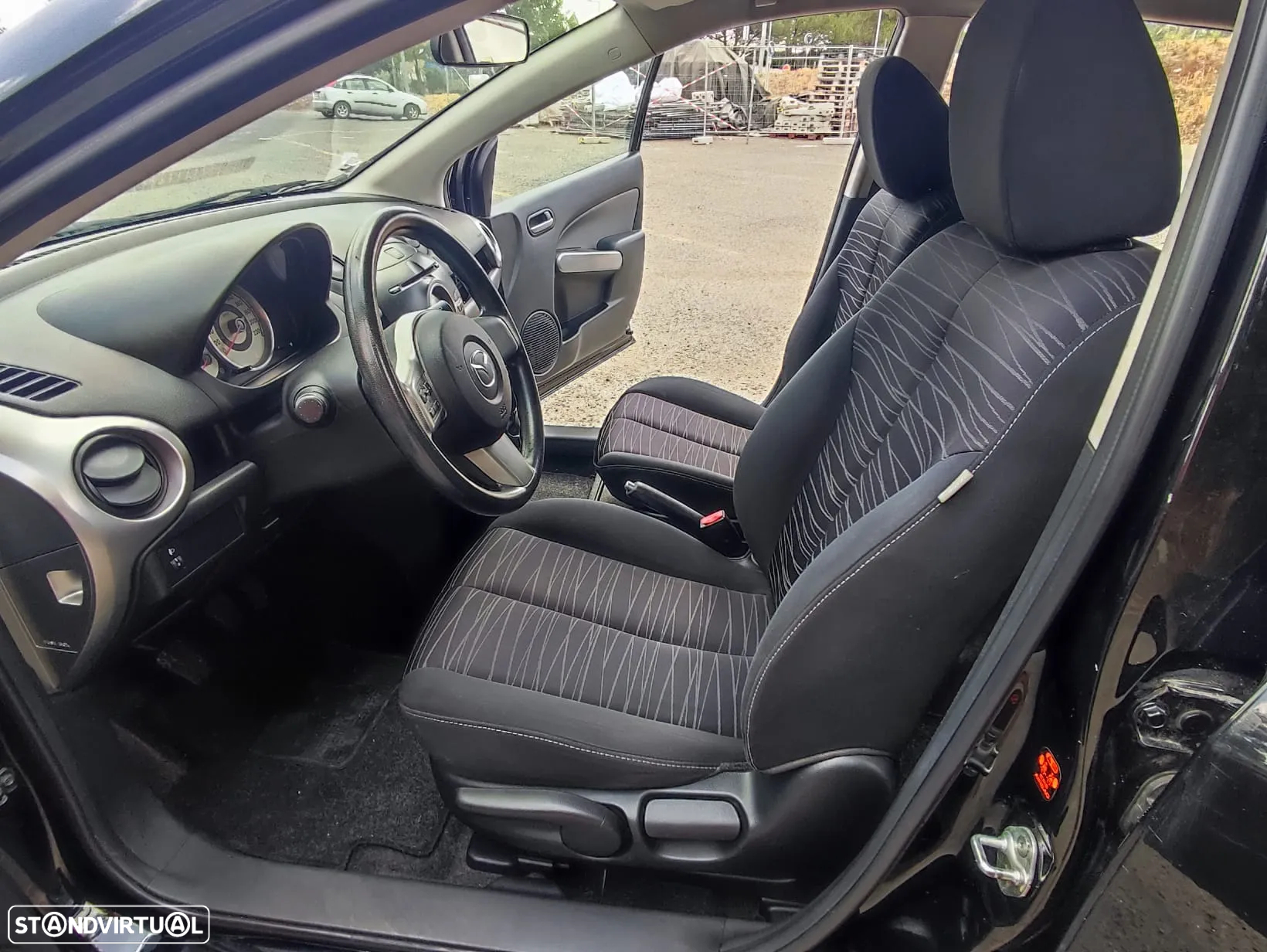 Mazda 2 1.3 MZR Comfort - 18
