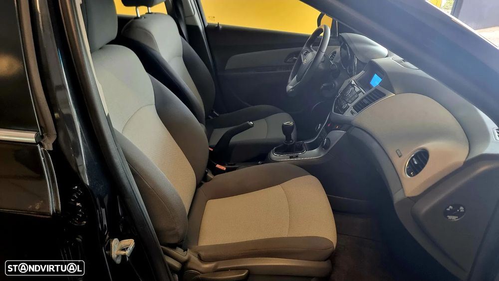 Chevrolet Cruze 2.0 VCDi LT - 6