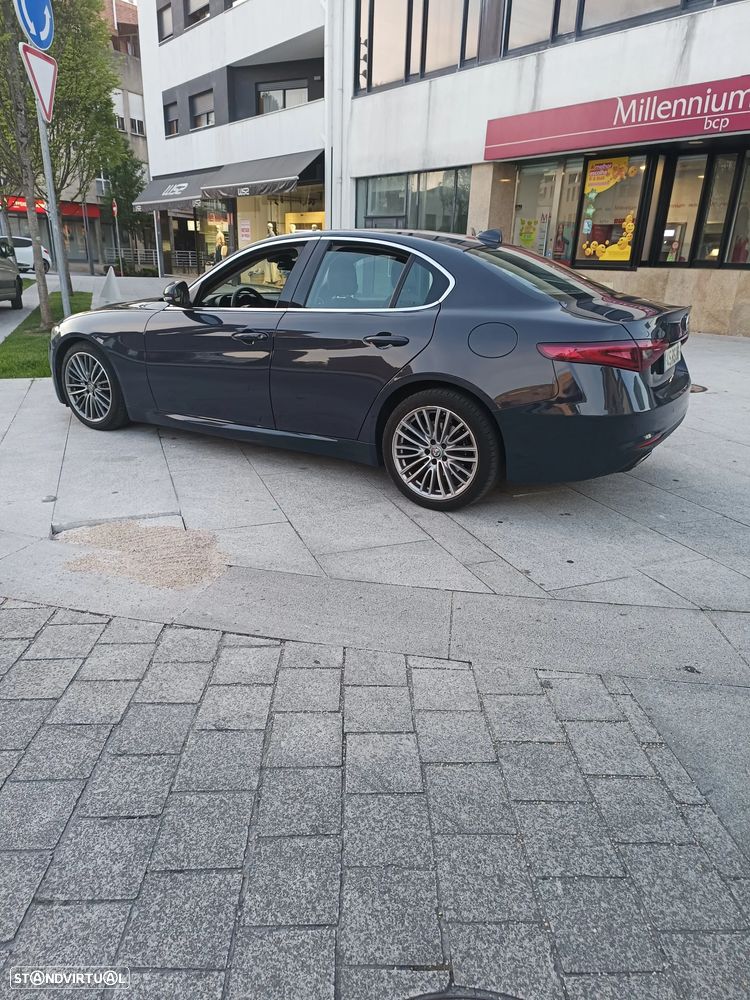 Alfa Romeo Giulia 2.2 D Super - 3