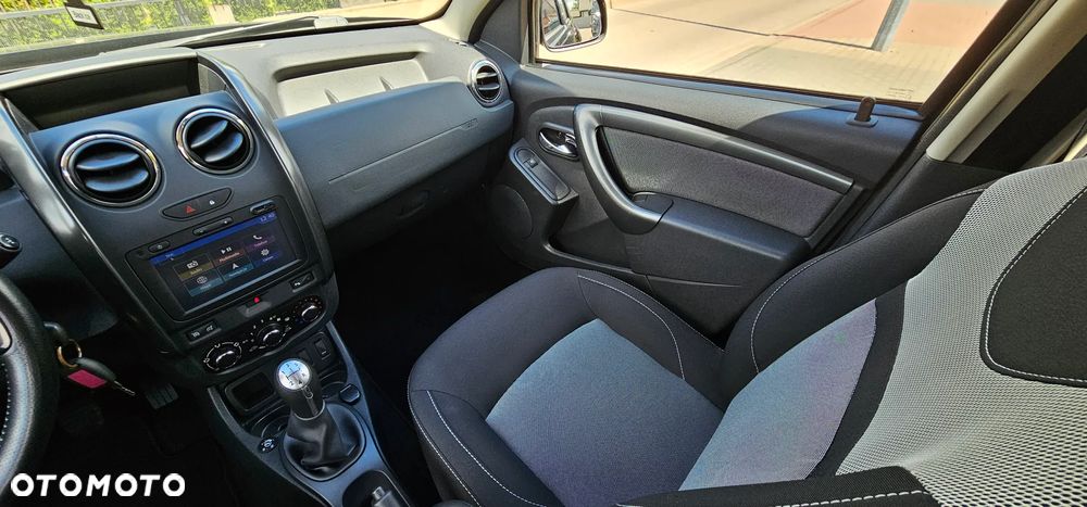 Dacia Duster 1.6 SCe Ambiance S&S - 20
