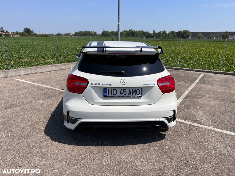 Mercedes-Benz A 45 AMG - 8